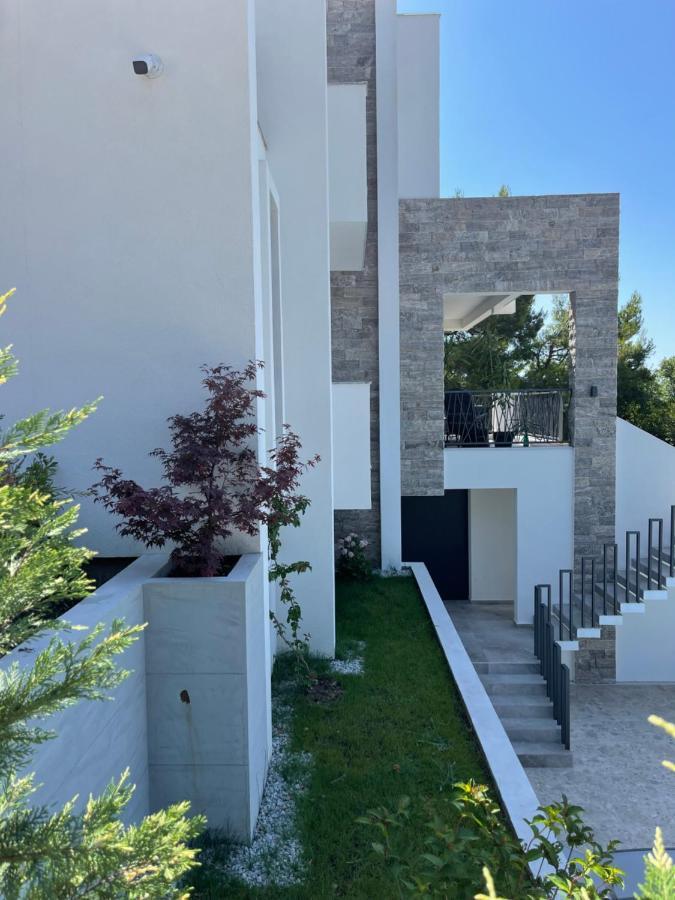 Villa Pine Bar Exterior photo