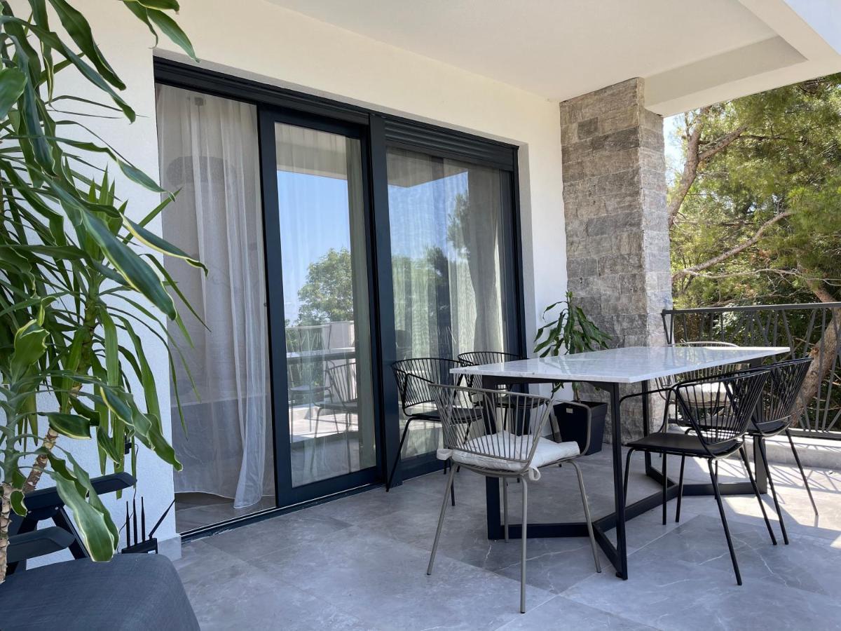 Villa Pine Bar Exterior photo