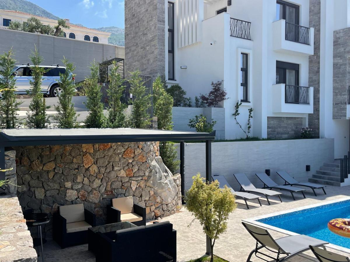 Villa Pine Bar Exterior photo